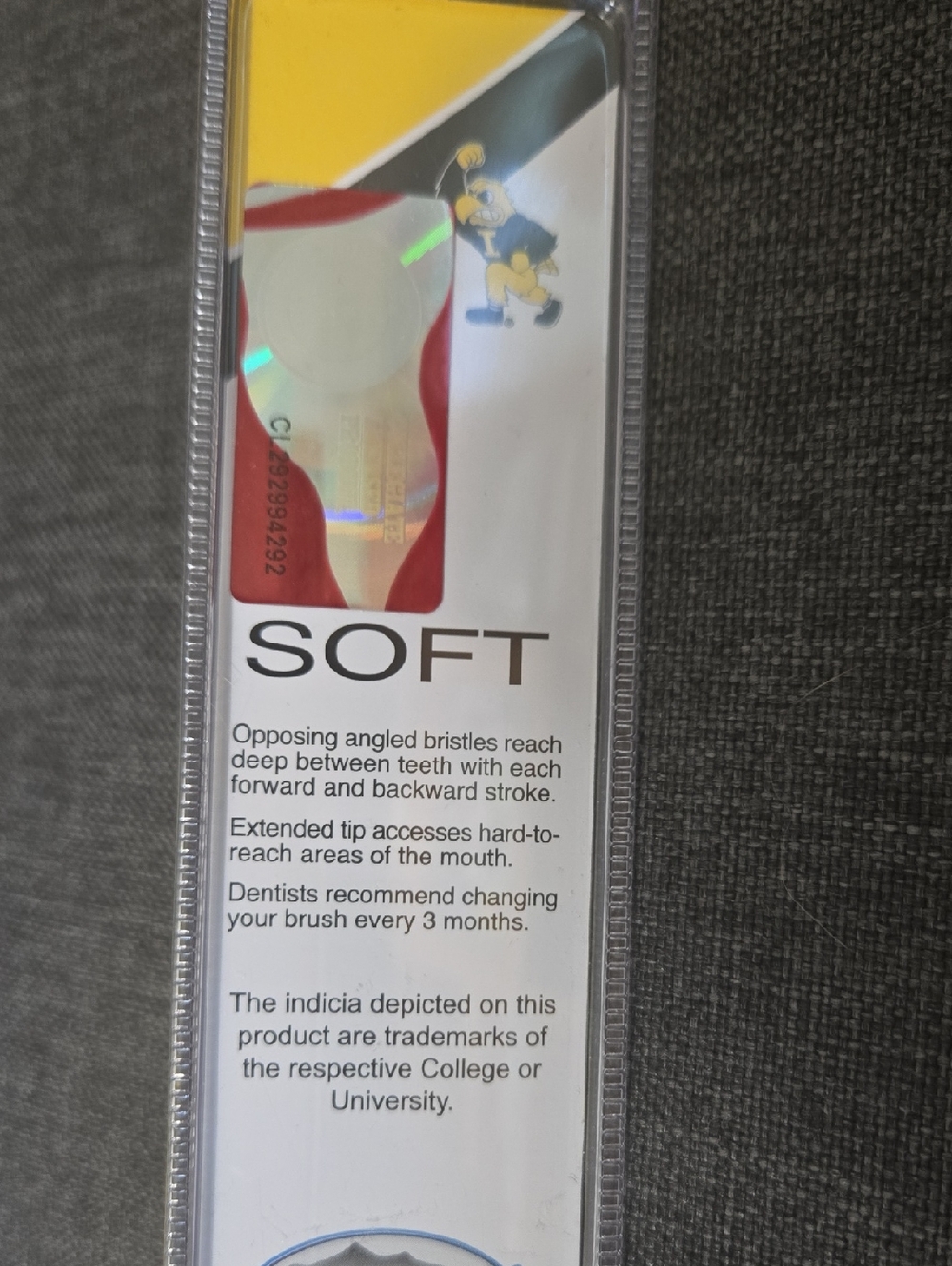 💥Iowa Hawkeyes Toothbrush - Picture 3 of 5